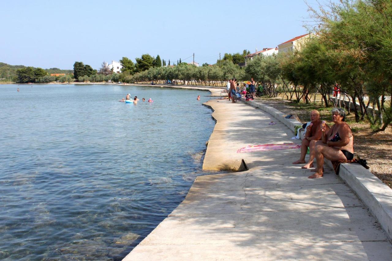Apartments And Rooms By The Sea Mrljane, Pasman - 327 Nevidane Bagian luar foto