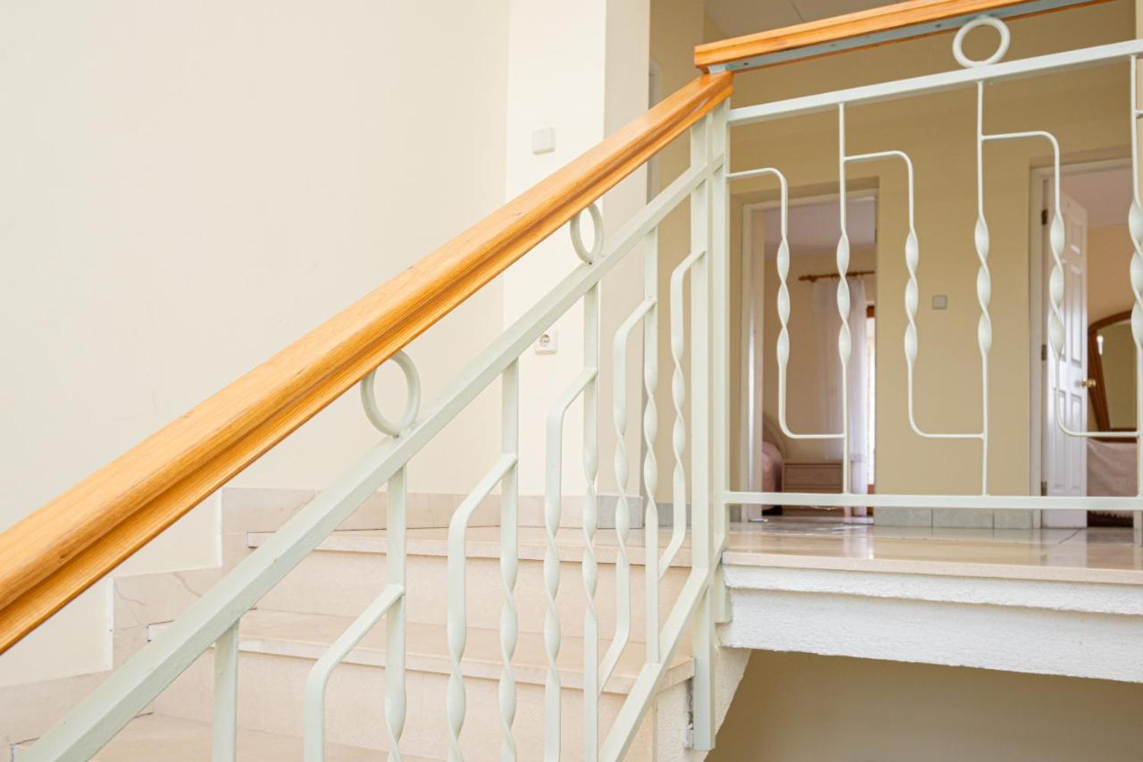 Apartments And Rooms By The Sea Mrljane, Pasman - 327 Nevidane Bagian luar foto