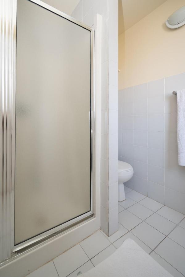 Apartments And Rooms By The Sea Mrljane, Pasman - 327 Nevidane Bagian luar foto