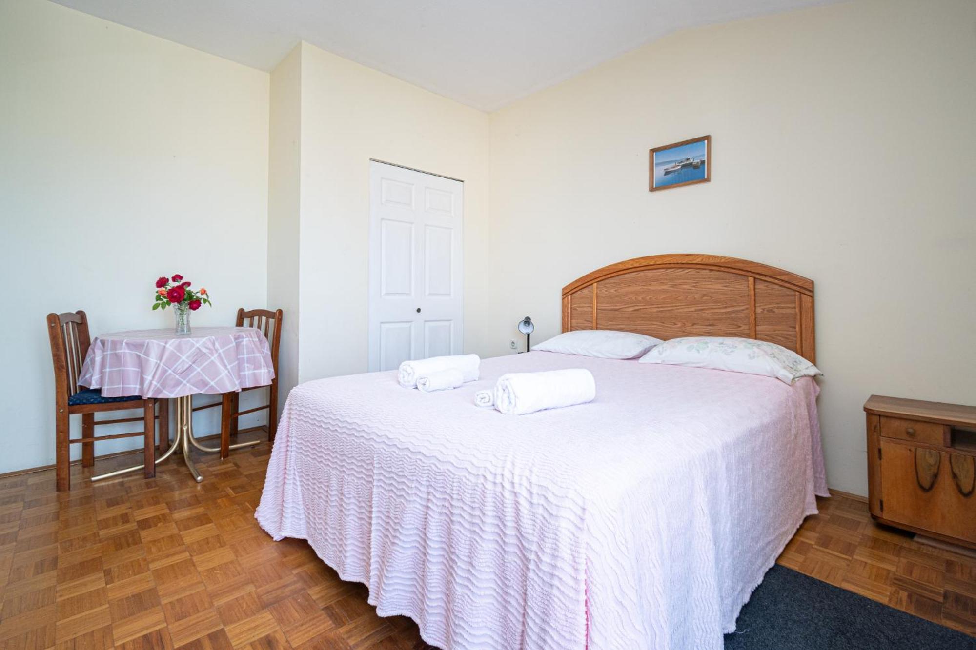 Apartments And Rooms By The Sea Mrljane, Pasman - 327 Nevidane Bagian luar foto
